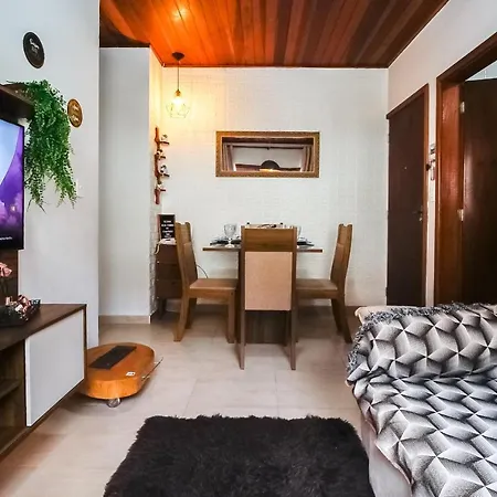 Ape Inteiro Com 2Qts, Estacionamento, Wi-Fi 450Mb, Cozinha Completa A 500M Do Parque Das Cerejeiras Campos do Jordão Exterior foto