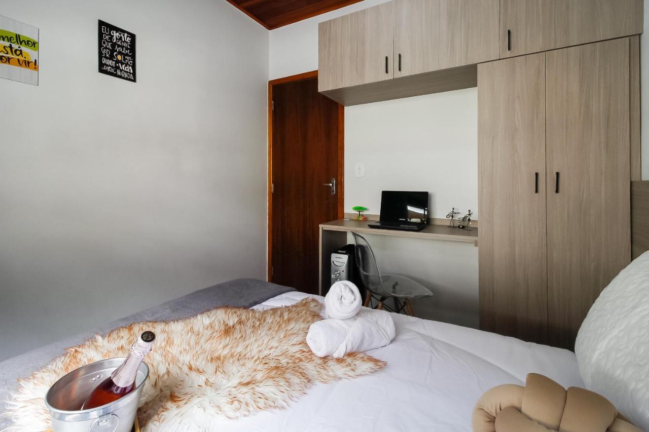 Ape Inteiro Com 2qts, Estacionamento, Wi-fi 450mb, Cozinha Completa A 500m Do Parque Cerejeiras Apartment