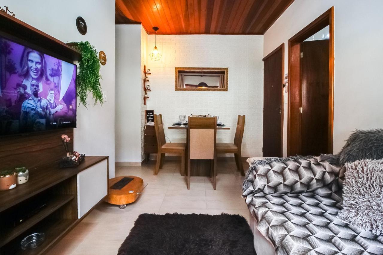 Ape Inteiro Com 2qts, Estacionamento, Wi-fi 450mb, Cozinha Completa A 500m Do Parque Cerejeiras Campos do Jordao