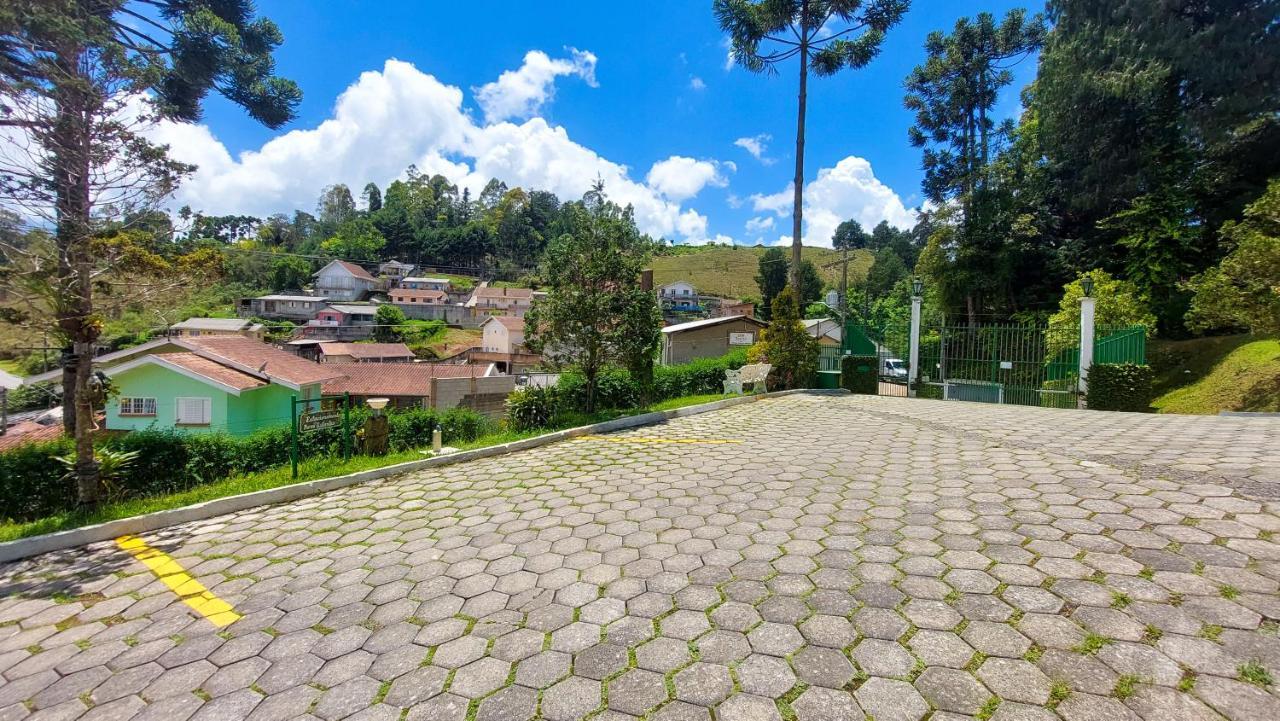 Ape Inteiro Com 2qts, Estacionamento, Wi-fi 450mb, Cozinha Completa A 500m Do Parque Cerejeiras Apartment *